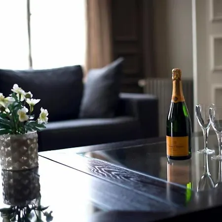4p Elegant Flat, Vieux Lille, Carpark 公寓