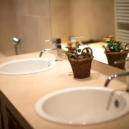 Apartment 4p Elegant Flat, Vieux Lille, Carpark *